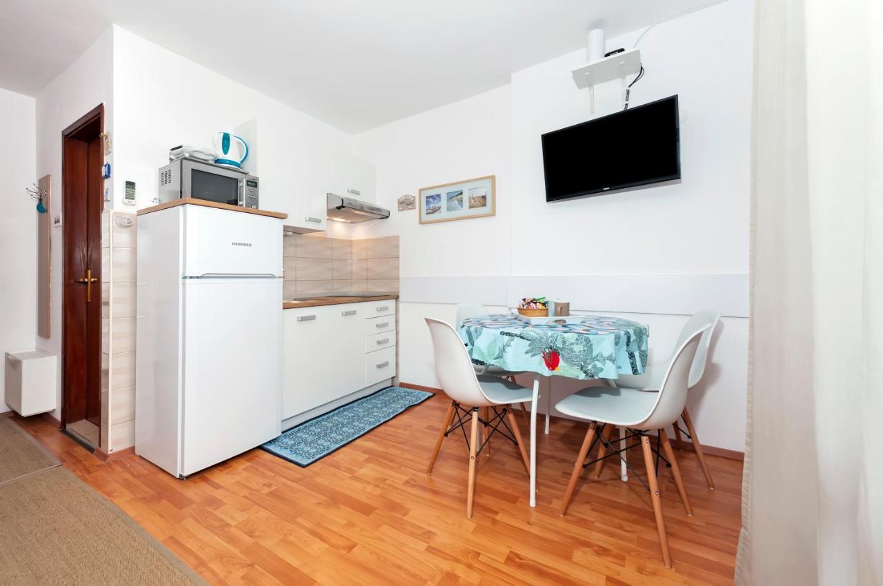 Apartments Aja And Stefy Ровінь Екстер'єр фото