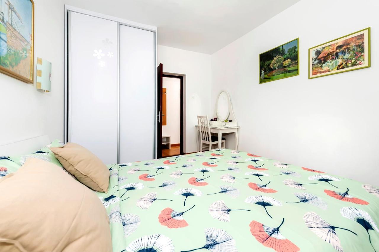 Apartments Aja And Stefy Ровінь Екстер'єр фото